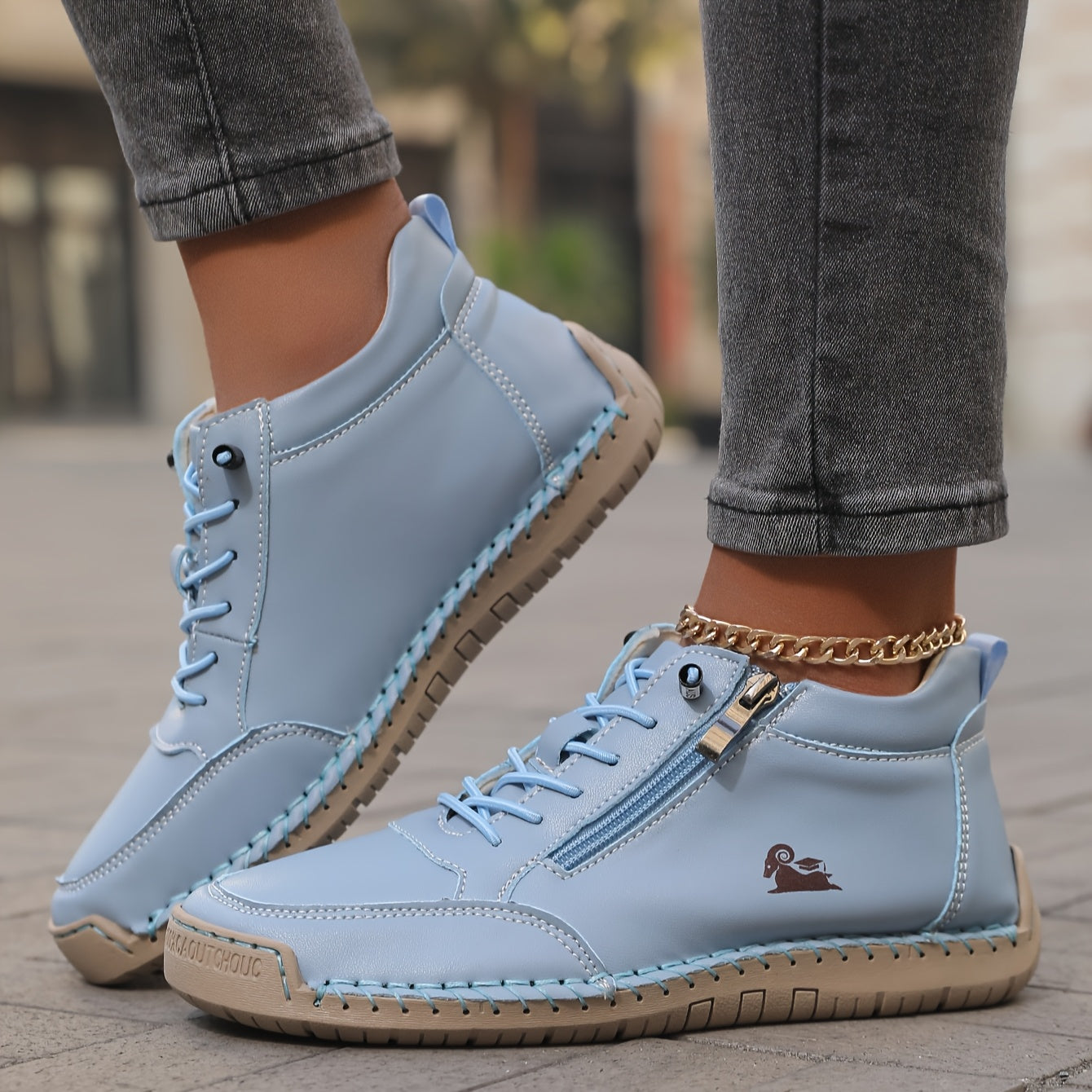 MILA - COMFORTABLE ORTHOPEDIC SNEAKERS