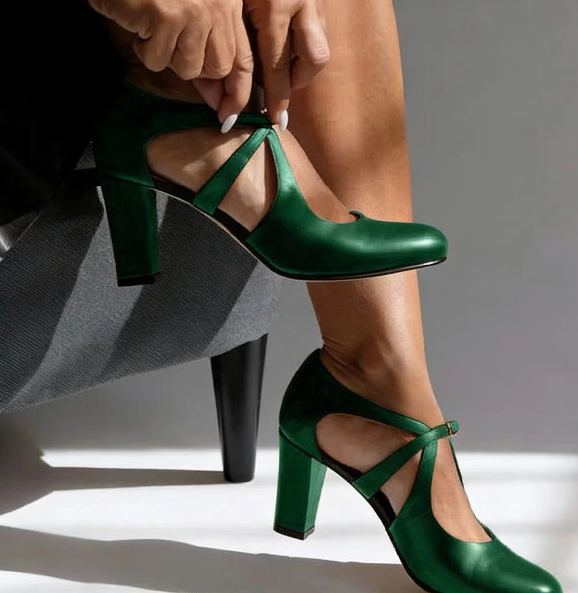 JONNA - ELEGANT LEATHER HEELS