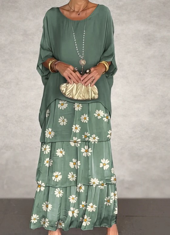 LARA - FLOWING AND ELEGANT LONG DRESS