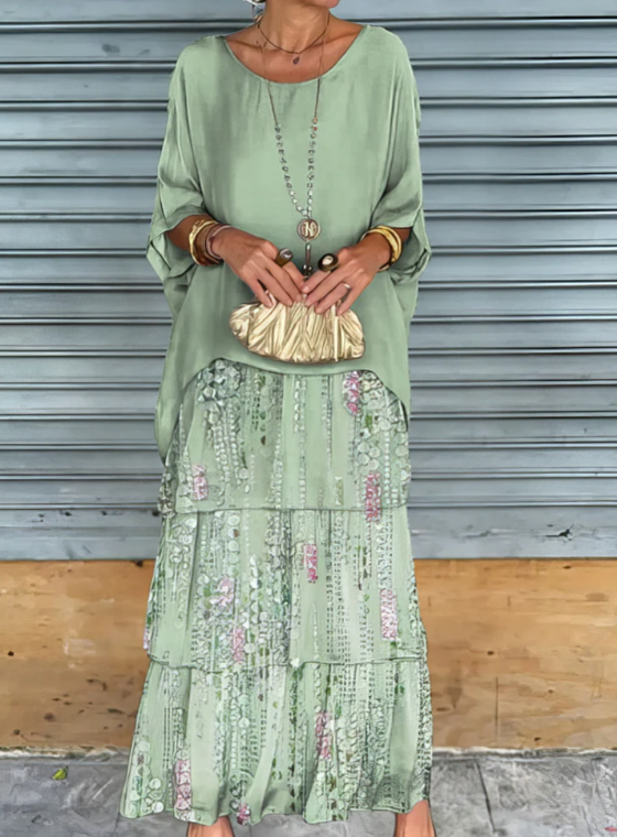 LARA - FLOWING AND ELEGANT LONG DRESS