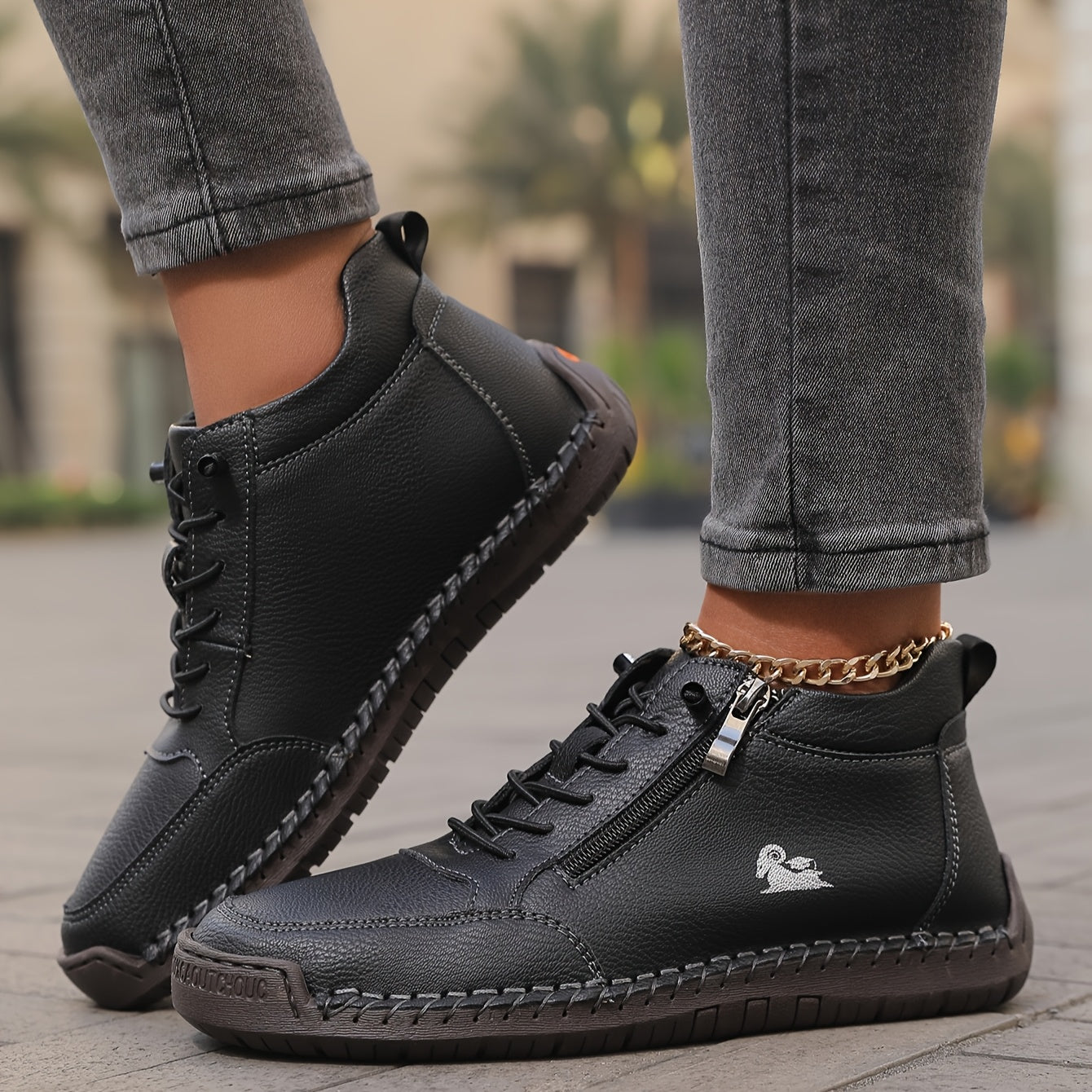 MILA - COMFORTABLE ORTHOPEDIC SNEAKERS